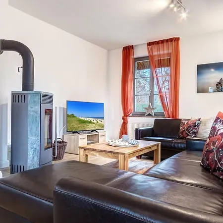 Ferienhaus *top* Reetdach * Kamminke